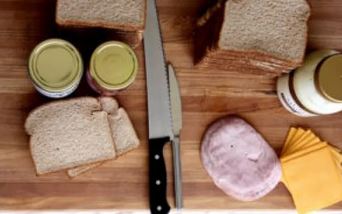 Sandwichmakingstuff